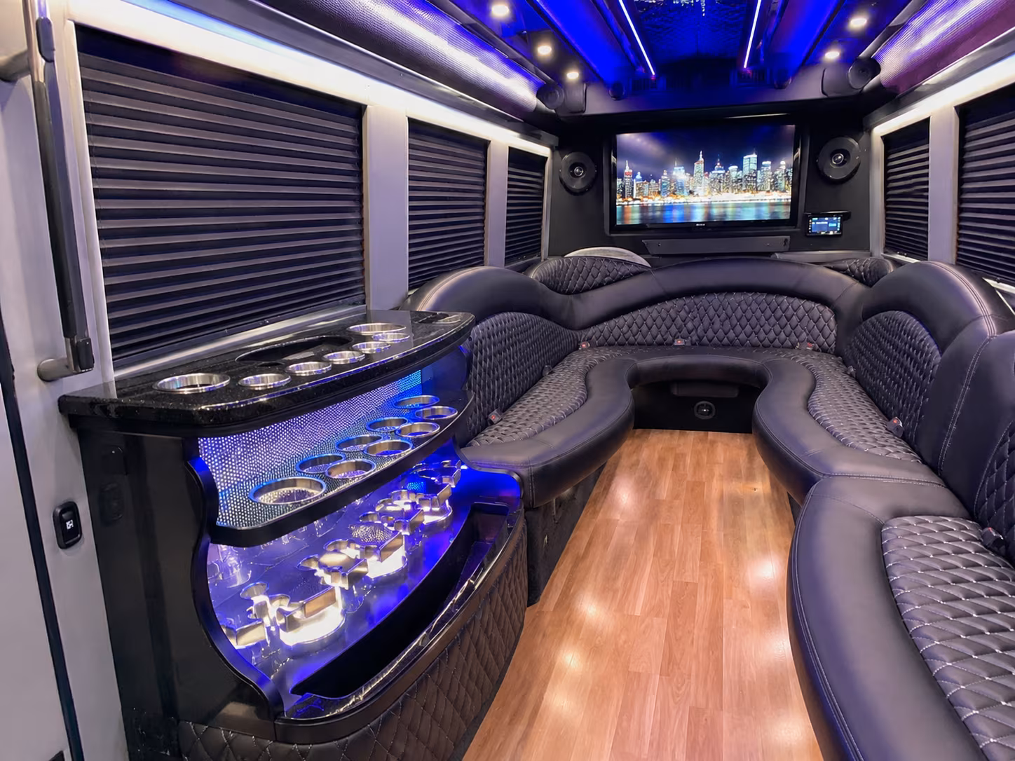 rent a savannah prom party bus or charter bus today