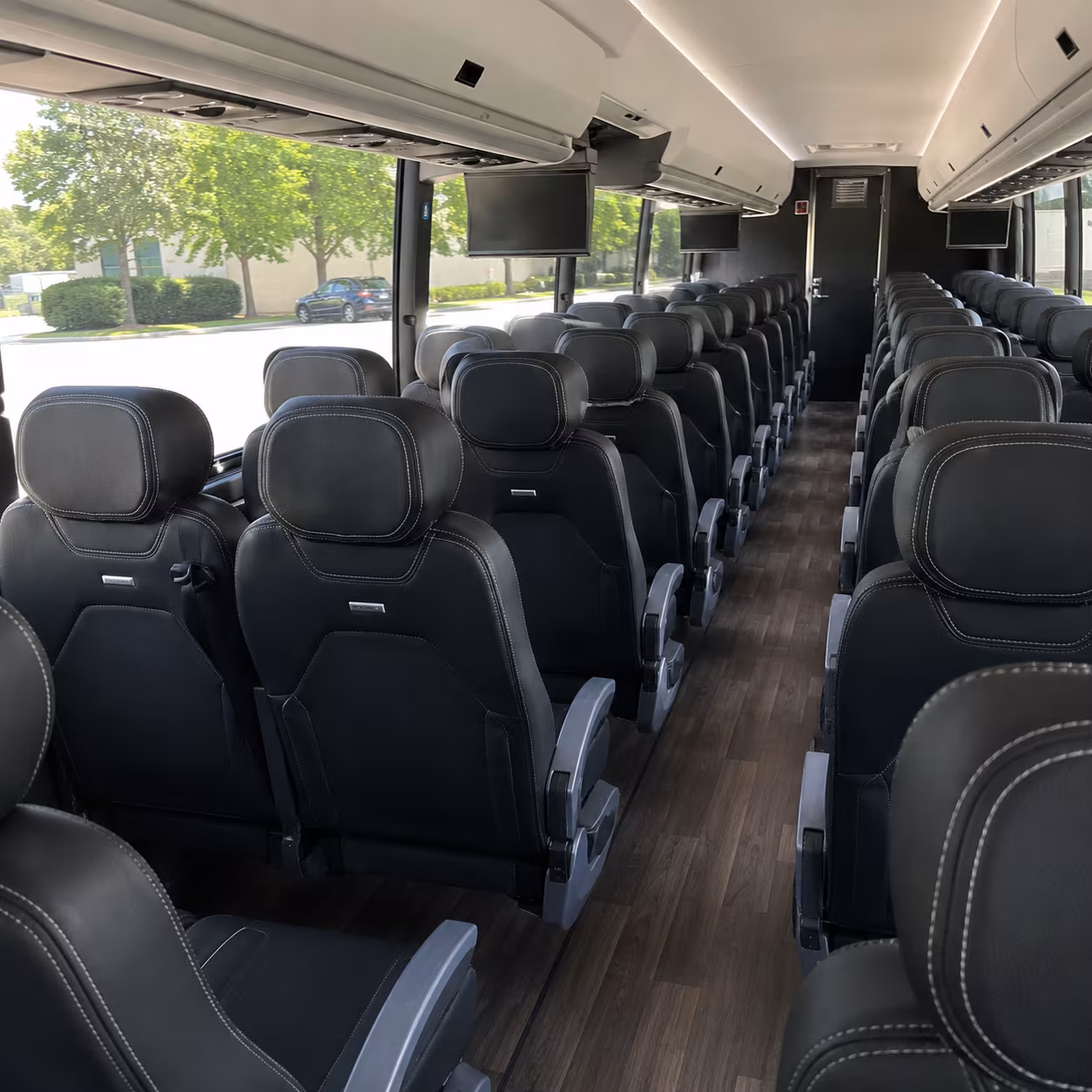 savannah charter bus services interior