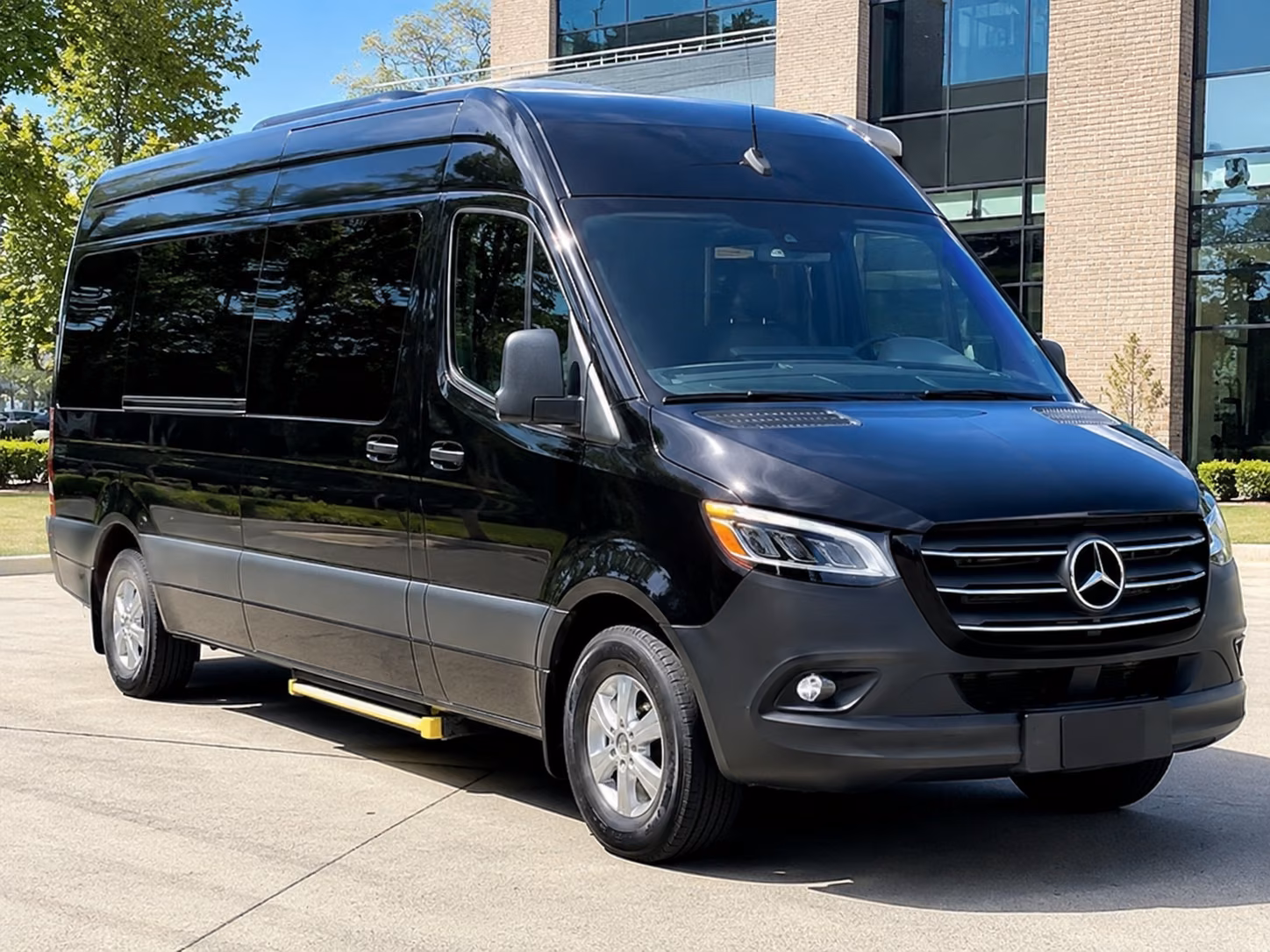 savannah parking shuttle and park and ride bus rentals